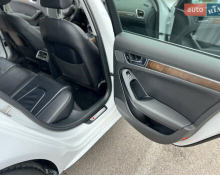 Білий Ауді А4, об'ємом двигуна 1.98 л та пробігом 162 тис. км за 12500 $, фото 8 на Automoto.ua