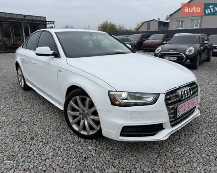 Белый Ауди А4, объемом двигателя 2 л и пробегом 188 тыс. км за 12999 $, фото 2 на Automoto.ua