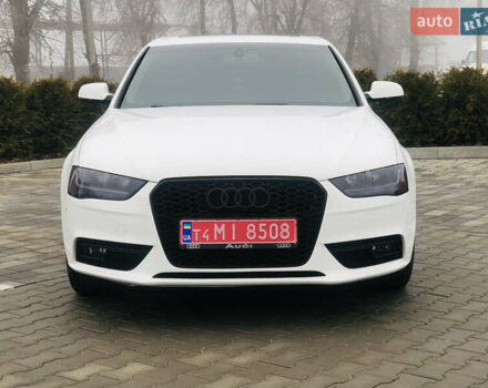 Белый Ауди А4, объемом двигателя 2 л и пробегом 157 тыс. км за 12500 $, фото 2 на Automoto.ua