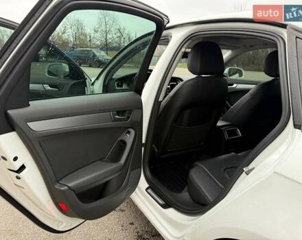 Белый Ауди А4, объемом двигателя 1.98 л и пробегом 245 тыс. км за 12000 $, фото 7 на Automoto.ua