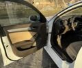 Белый Ауди А4, объемом двигателя 1.98 л и пробегом 213 тыс. км за 13800 $, фото 15 на Automoto.ua