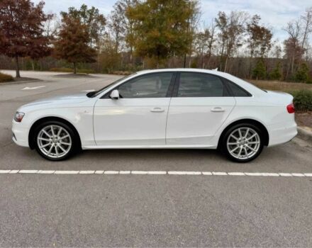 Белый Ауди А4, объемом двигателя 2 л и пробегом 75 тыс. км за 10000 $, фото 3 на Automoto.ua