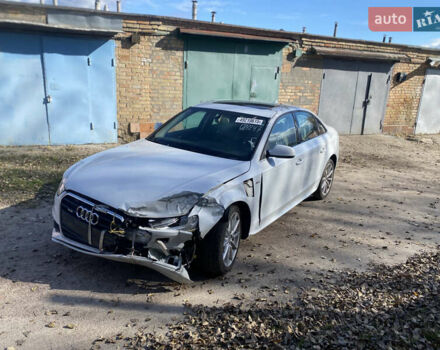Ауди А4 2015 в Киеве на Automoto.ua Белый Ауди А4, объемом двигателя 2 л и пробегом 199 тыс. км за 7700 $, фото 13 на Automoto.ua
