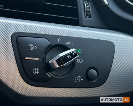 Белый Ауди А4, объемом двигателя 2 л и пробегом 170 тыс. км за 18250 $, фото 17 на Automoto.ua