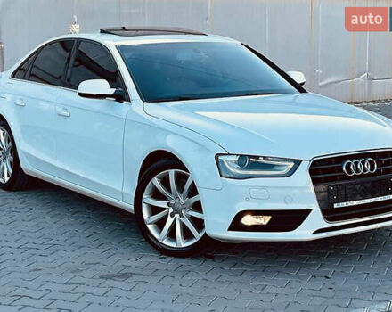 Ауді А4 2015 у Києві на Automoto.ua Білий Ауді А4, об'ємом двигуна 1.97 л та пробігом 143 тис. км за 14400 $, фото 1 на Automoto.ua