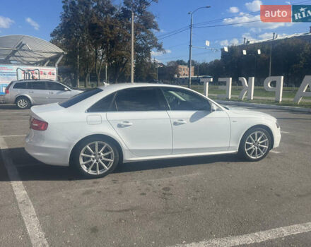 Белый Ауди А4, объемом двигателя 2 л и пробегом 206 тыс. км за 13800 $, фото 2 на Automoto.ua