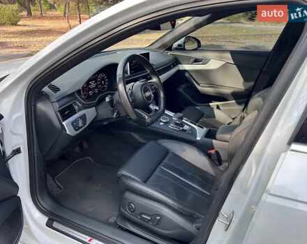 Белый Ауди А4, объемом двигателя 1.98 л и пробегом 89 тыс. км за 25000 $, фото 13 на Automoto.ua