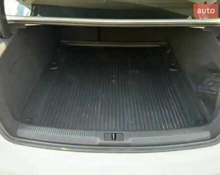 Білий Ауді А4, об'ємом двигуна 1.98 л та пробігом 140 тис. км за 13600 $, фото 7 на Automoto.ua