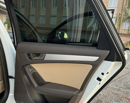 Белый Ауди А4, объемом двигателя 1.98 л и пробегом 125 тыс. км за 17000 $, фото 5 на Automoto.ua