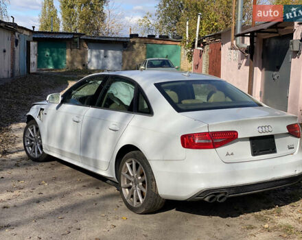 Ауди А4 2015 в Киеве на Automoto.ua Белый Ауди А4, объемом двигателя 2 л и пробегом 199 тыс. км за 7700 $, фото 14 на Automoto.ua