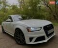 Белый Ауди А4, объемом двигателя 2 л и пробегом 200 тыс. км за 16000 $, фото 1 на Automoto.ua