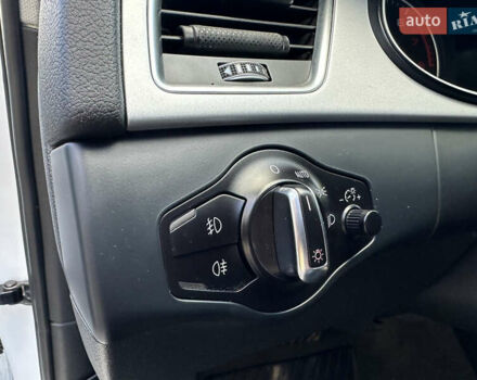 Білий Ауді А4, об'ємом двигуна 2 л та пробігом 202 тис. км за 12999 $, фото 36 на Automoto.ua