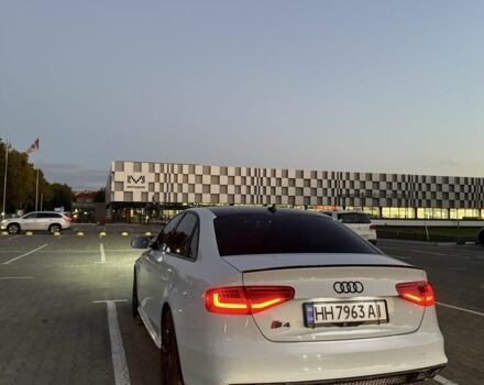 Білий Ауді А4, об'ємом двигуна 2 л та пробігом 128 тис. км за 14500 $, фото 3 на Automoto.ua