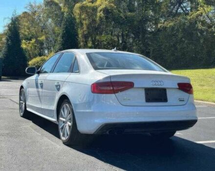 Білий Ауді А4, об'ємом двигуна 2 л та пробігом 134 тис. км за 8200 $, фото 4 на Automoto.ua