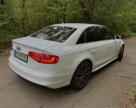 Белый Ауди А4, объемом двигателя 2 л и пробегом 200 тыс. км за 15500 $, фото 3 на Automoto.ua