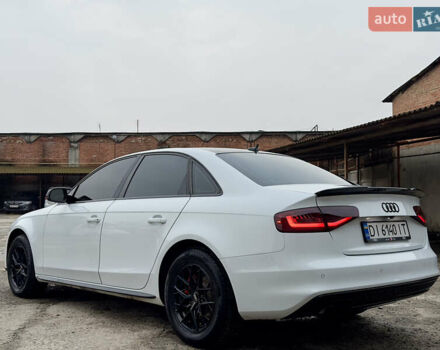 Белый Ауди А4, объемом двигателя 2 л и пробегом 171 тыс. км за 14500 $, фото 4 на Automoto.ua