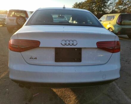 Белый Ауди А4, объемом двигателя 2 л и пробегом 90 тыс. км за 2300 $, фото 5 на Automoto.ua