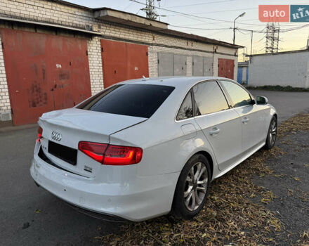 Ауди А4 2015 в Киеве на Automoto.ua Белый Ауди А4, объемом двигателя 1.98 л и пробегом 280 тыс. км за 8200 $, фото 4 на Automoto.ua