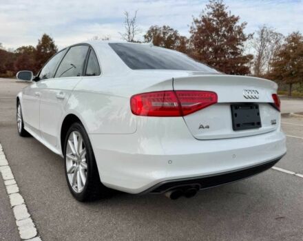 Белый Ауди А4, объемом двигателя 2 л и пробегом 75 тыс. км за 10000 $, фото 4 на Automoto.ua