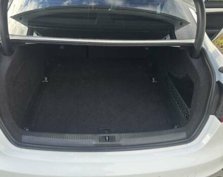 Білий Ауді А4, об'ємом двигуна 1.98 л та пробігом 200 тис. км за 10900 $, фото 21 на Automoto.ua