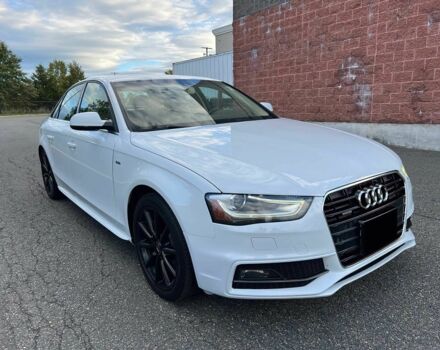 Белый Ауди А4, объемом двигателя 2 л и пробегом 70 тыс. км за 3900 $, фото 2 на Automoto.ua