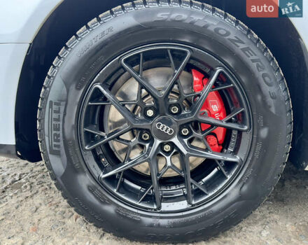 Белый Ауди А4, объемом двигателя 2 л и пробегом 171 тыс. км за 14500 $, фото 13 на Automoto.ua