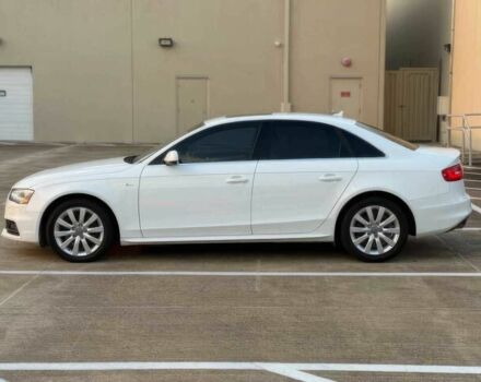 Белый Ауди А4, объемом двигателя 2 л и пробегом 74 тыс. км за 3200 $, фото 4 на Automoto.ua