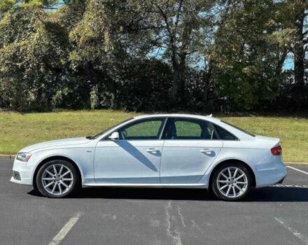 Білий Ауді А4, об'ємом двигуна 2 л та пробігом 134 тис. км за 8200 $, фото 3 на Automoto.ua