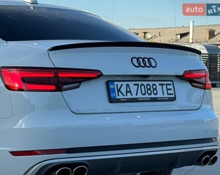 Белый Ауди А4, объемом двигателя 1.98 л и пробегом 71 тыс. км за 23500 $, фото 11 на Automoto.ua