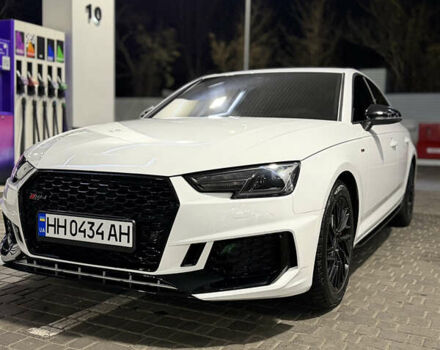 Белый Ауди А4, объемом двигателя 2 л и пробегом 162 тыс. км за 19500 $, фото 3 на Automoto.ua