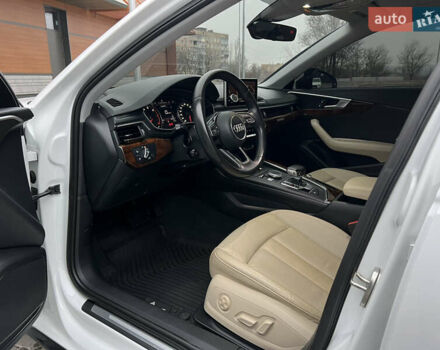 Білий Ауді А4, об'ємом двигуна 2 л та пробігом 84 тис. км за 20000 $, фото 33 на Automoto.ua