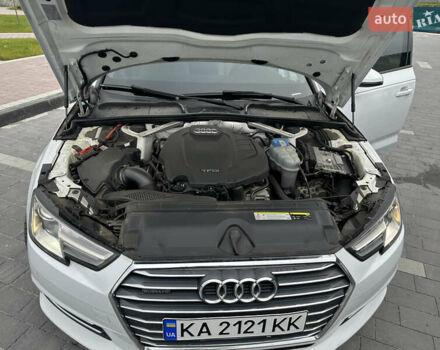 Білий Ауді А4, об'ємом двигуна 1.98 л та пробігом 199 тис. км за 17000 $, фото 18 на Automoto.ua