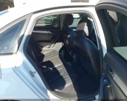 Білий Ауді А4, об'ємом двигуна 2 л та пробігом 139 тис. км за 1300 $, фото 7 на Automoto.ua