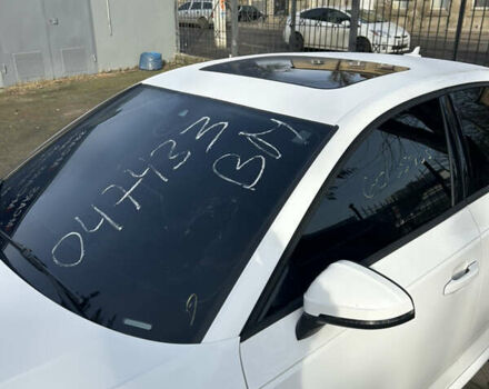 Белый Ауди А4, объемом двигателя 2 л и пробегом 160 тыс. км за 13900 $, фото 11 на Automoto.ua