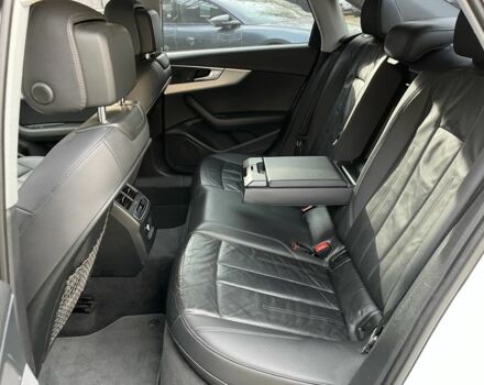 Белый Ауди А4, объемом двигателя 2 л и пробегом 170 тыс. км за 15500 $, фото 9 на Automoto.ua