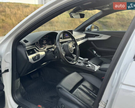 Білий Ауді А4, об'ємом двигуна 1.98 л та пробігом 160 тис. км за 20500 $, фото 11 на Automoto.ua