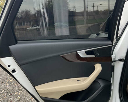 Белый Ауди А4, объемом двигателя 2 л и пробегом 82 тыс. км за 20000 $, фото 29 на Automoto.ua