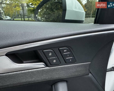 Білий Ауді А4, об'ємом двигуна 1.98 л та пробігом 49 тис. км за 19500 $, фото 42 на Automoto.ua