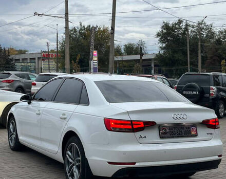 Білий Ауді А4, об'ємом двигуна 1.4 л та пробігом 180 тис. км за 16700 $, фото 8 на Automoto.ua