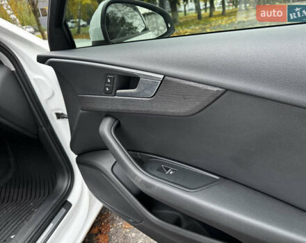 Білий Ауді А4, об'ємом двигуна 1.98 л та пробігом 49 тис. км за 19500 $, фото 40 на Automoto.ua