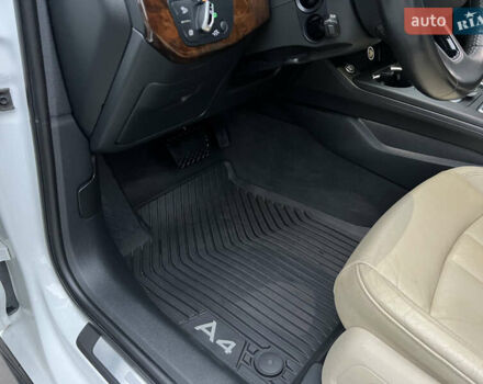 Білий Ауді А4, об'ємом двигуна 2 л та пробігом 84 тис. км за 20000 $, фото 35 на Automoto.ua
