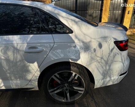 Білий Ауді А4, об'ємом двигуна 2 л та пробігом 146 тис. км за 19990 $, фото 11 на Automoto.ua