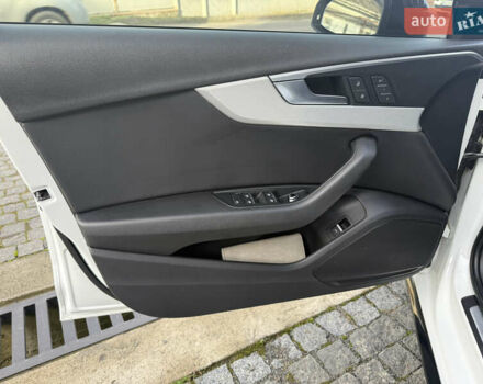 Белый Ауди А4, объемом двигателя 1.98 л и пробегом 258 тыс. км за 17000 $, фото 30 на Automoto.ua