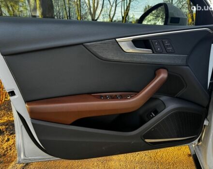 Білий Ауді А4, об'ємом двигуна 2 л та пробігом 146 тис. км за 19990 $, фото 13 на Automoto.ua