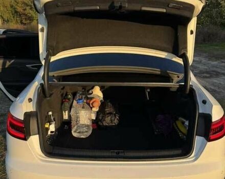 Білий Ауді А4, об'ємом двигуна 2 л та пробігом 128 тис. км за 14700 $, фото 10 на Automoto.ua