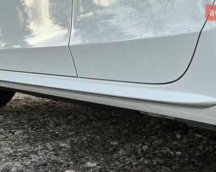 Белый Ауди А4, объемом двигателя 1.98 л и пробегом 160 тыс. км за 13999 $, фото 45 на Automoto.ua