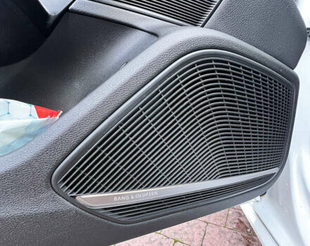 Белый Ауди А4, объемом двигателя 1.98 л и пробегом 190 тыс. км за 18500 $, фото 25 на Automoto.ua