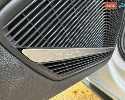 Белый Ауди А4, объемом двигателя 2 л и пробегом 146 тыс. км за 19990 $, фото 16 на Automoto.ua