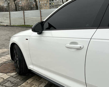 Білий Ауді А4, об'ємом двигуна 2 л та пробігом 87 тис. км за 19500 $, фото 2 на Automoto.ua