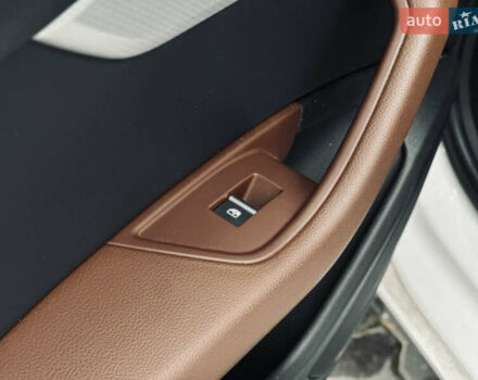 Білий Ауді А4, об'ємом двигуна 1.98 л та пробігом 240 тис. км за 15000 $, фото 13 на Automoto.ua